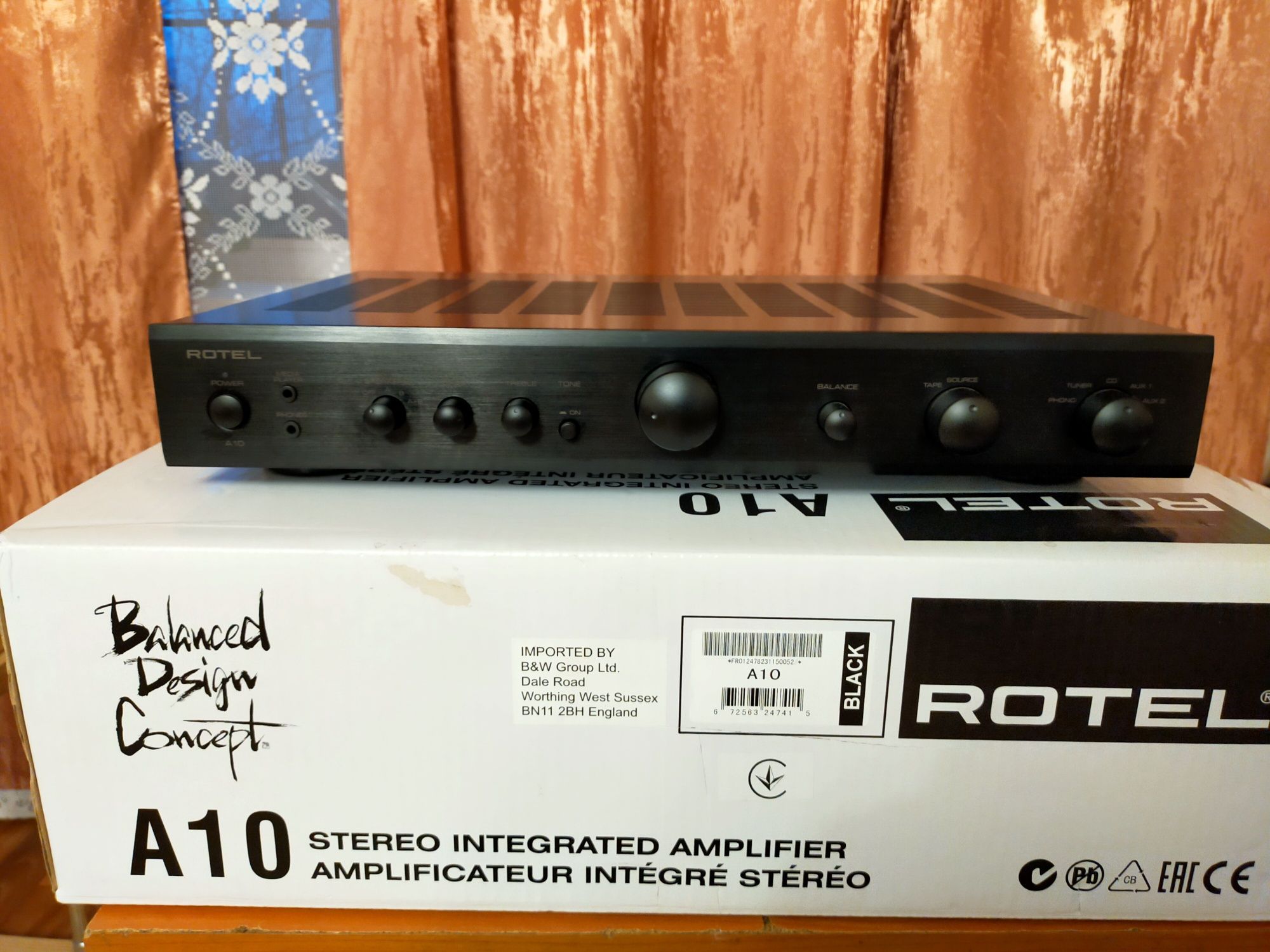 Усилитель ,, Rotel A 10 " . Идеал !