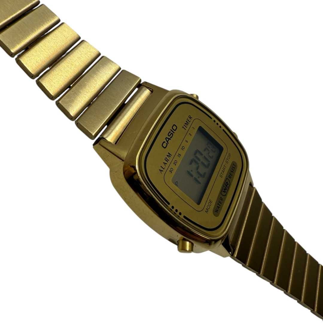 Casio LA670WEGA-9 – kultowy zegarek w stylu retro