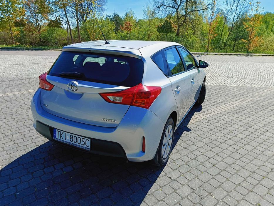 Toyota Auris 2014r. 1.33 VVTi Salon PL bez wkładu