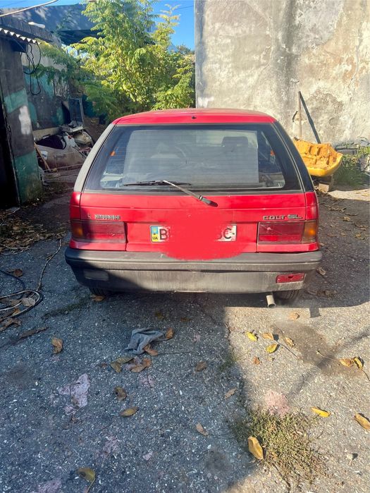 Машына на ходу есть моменты по кузову