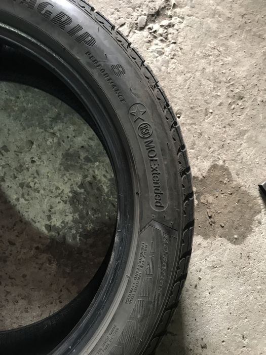 245/45/18. Гудіер