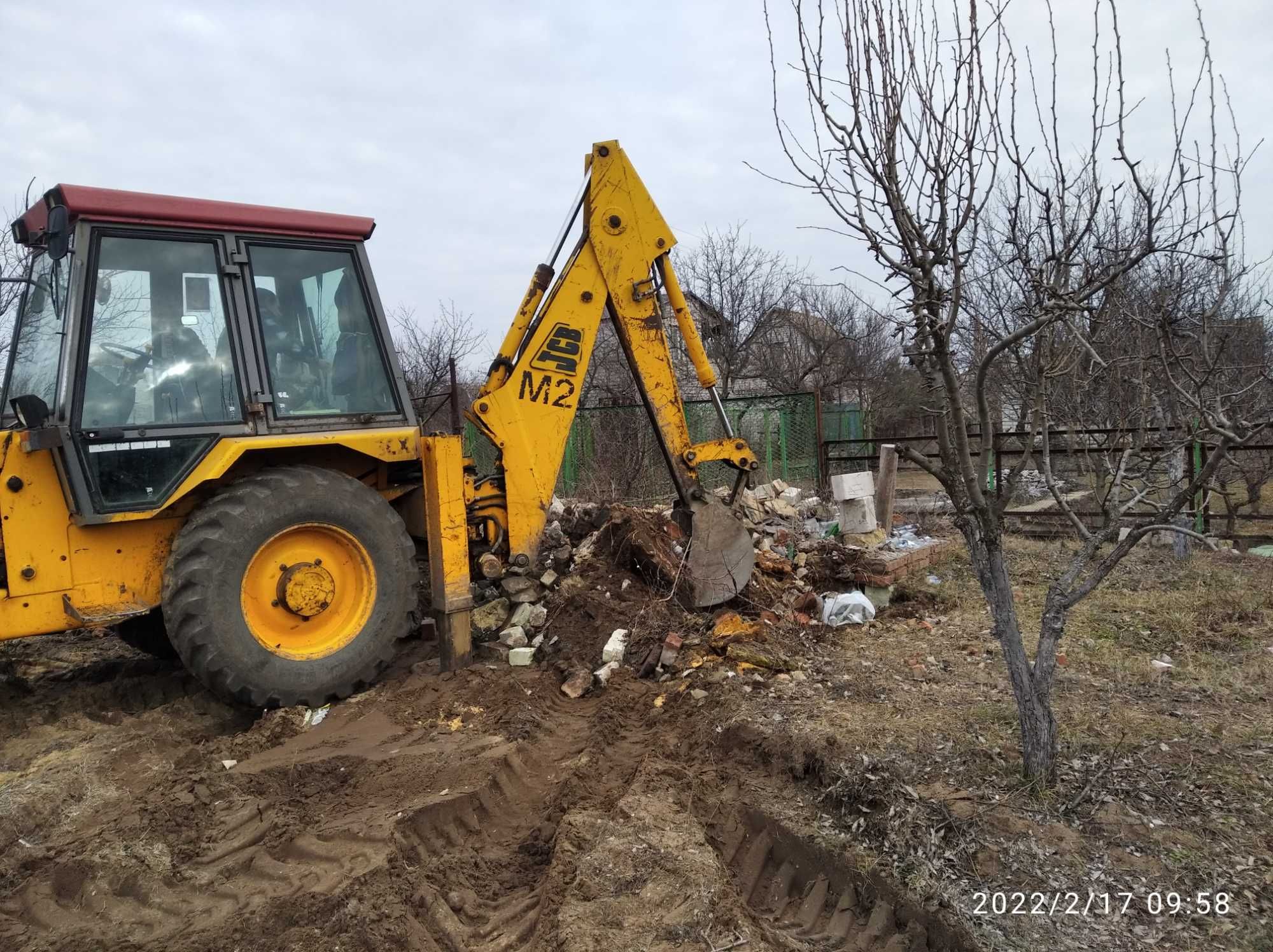 Демонтаж старих будинків, дач, сараїв, прибудов.