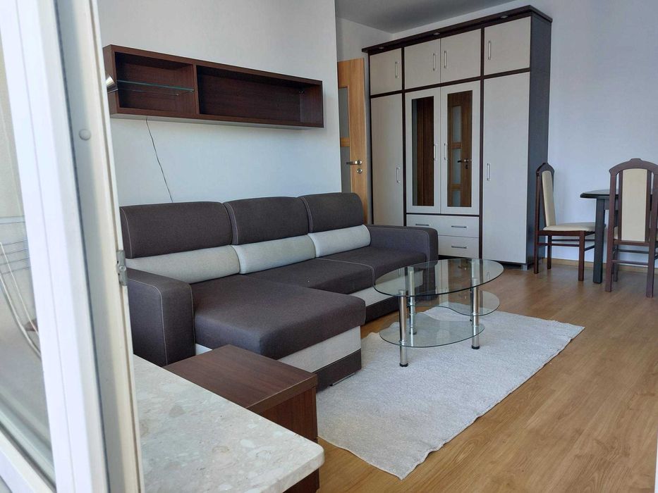 Mieszkanie 2 pokojowe blisko lasu 10 minut do metra, pełne wyposażenie