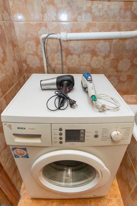 Вільна з 3-го. 2-х кімн.поверх 2 , подобово , посуточно, потижнево