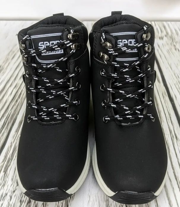 Зимові жіночі черевики