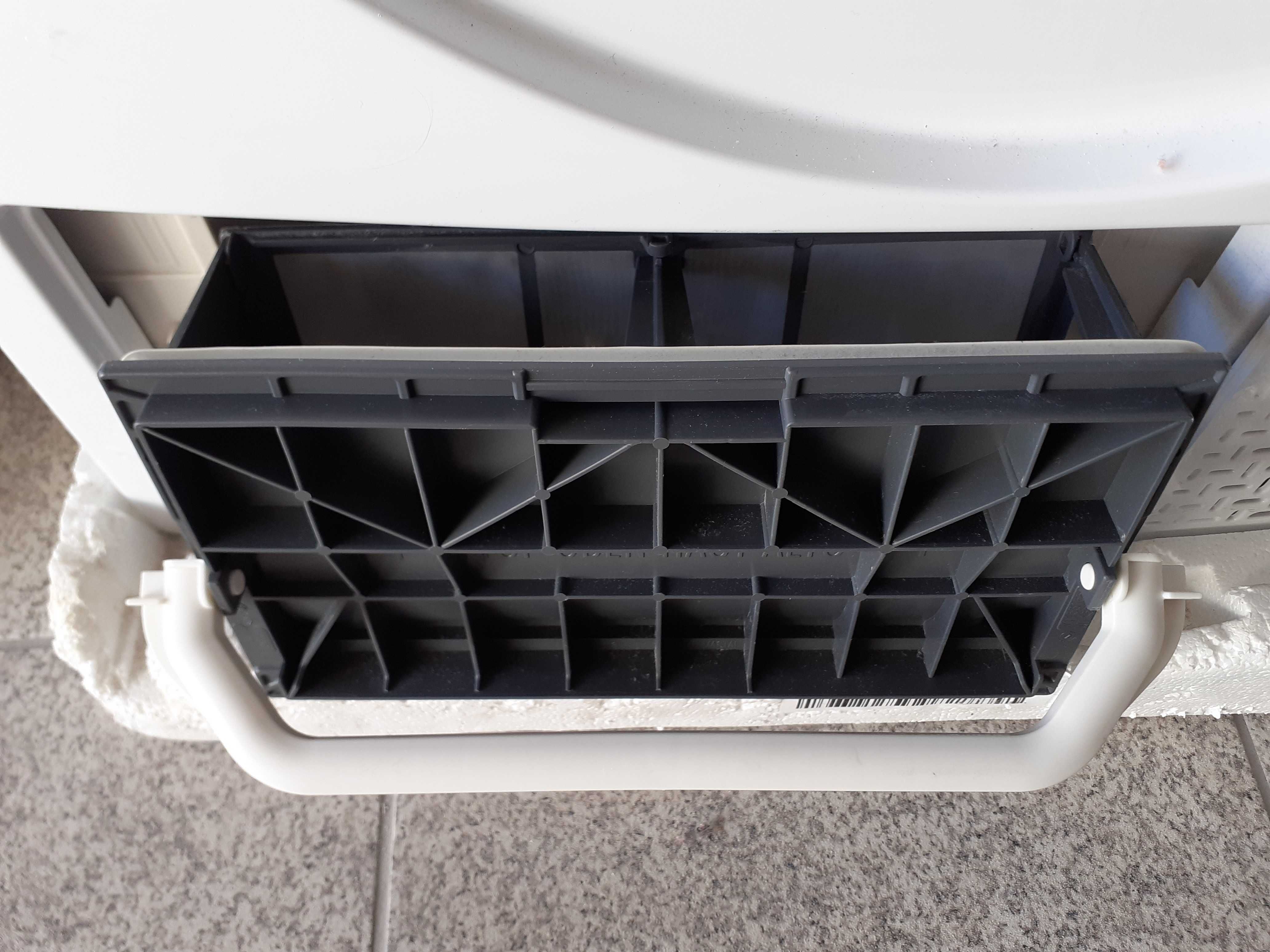Filtro + Tampa para Máquina de Secar Roupa Indesit