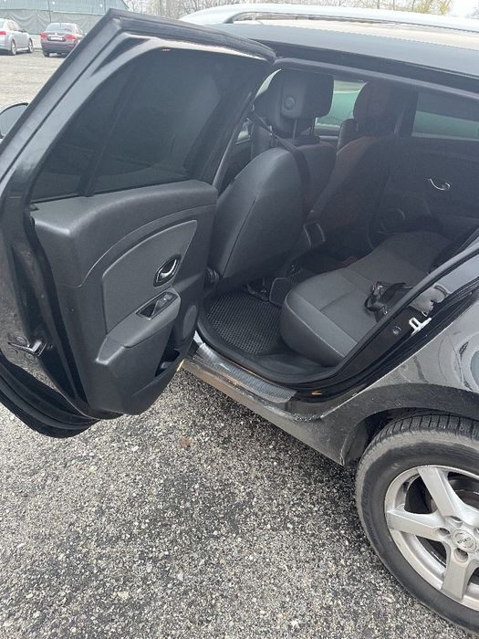 Renault Megane lll Grandtour 1,5dCi (81kw/110hp), Робот,3 покоління