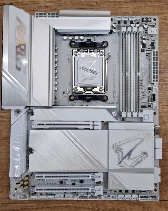 Płyta główna GIGABYTE X870E AORUS PRO ICE box gwarancja nr. 406012