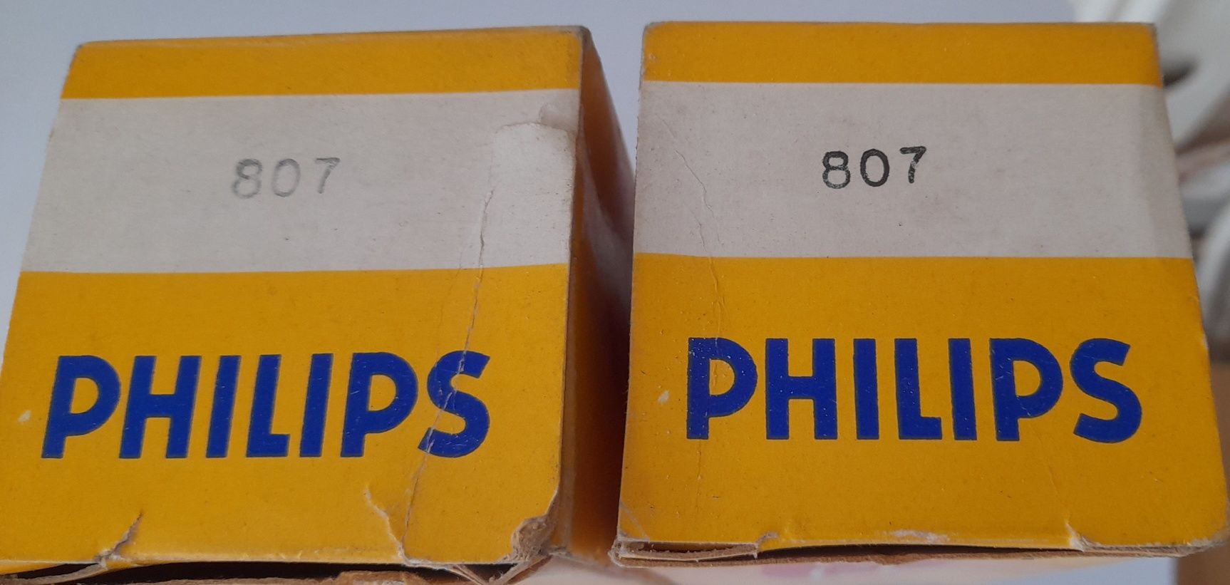 Válvulas antigas Philips 807 a trabalhar