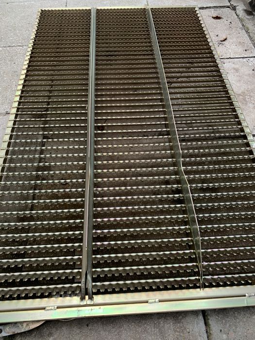 Запчасти на комбайн CLAAS