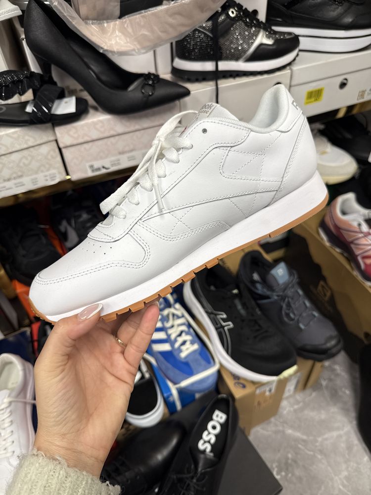 Buty Reebok r 43 skora