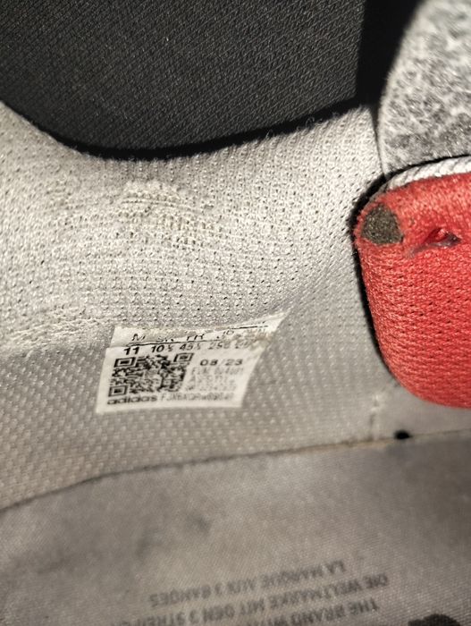 Кросівки Adidas Ozmillen