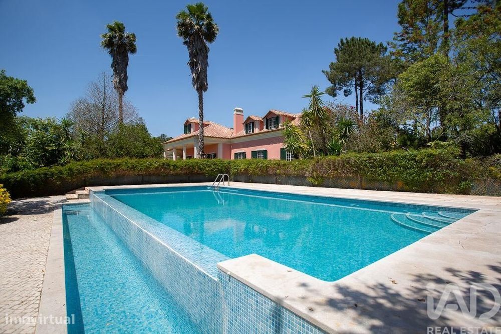 Casa / Villa T5 em Quinta do Conde de 376,00 m2