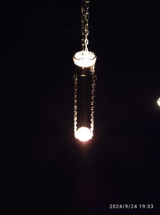 Świecznik ozdobny wiszący na taras balkon do ogrodu