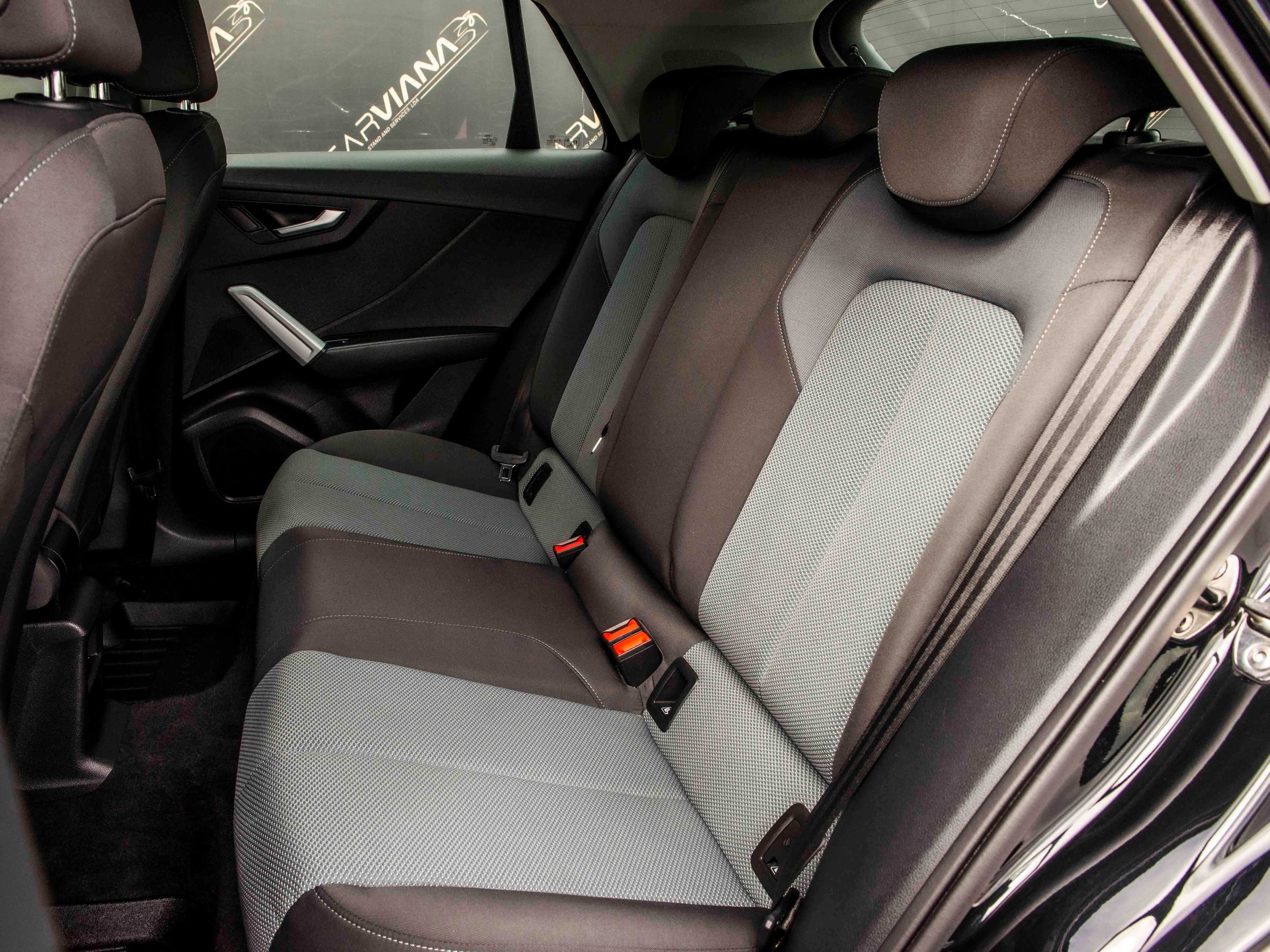 AUDI Q2 30 TDI Design com garantia