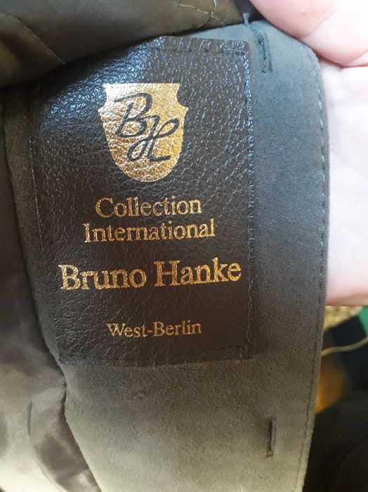 Жіноче зимове пальто