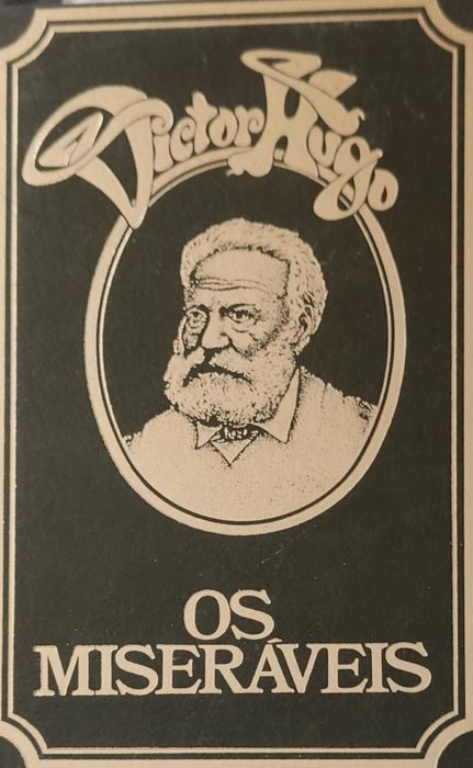 Livros "Os miseráveis de Victor Hugo"
