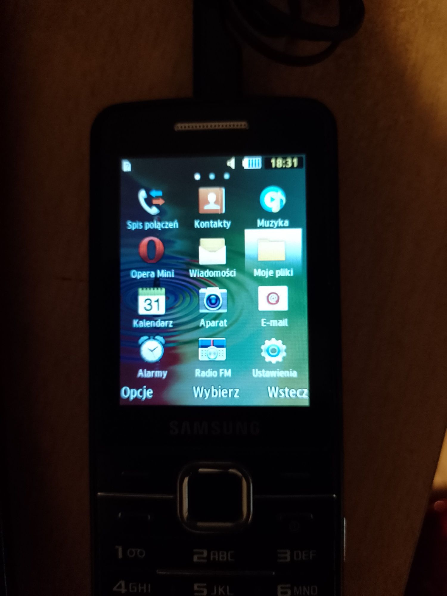 Telefon Samsung GT-S5611