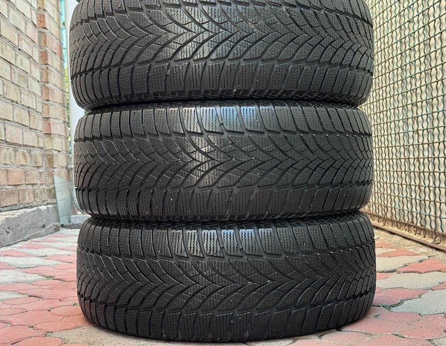 Зима GoodYear UltraGrip Ice 2. 215\55\R16. 4шт. -6,5мм.