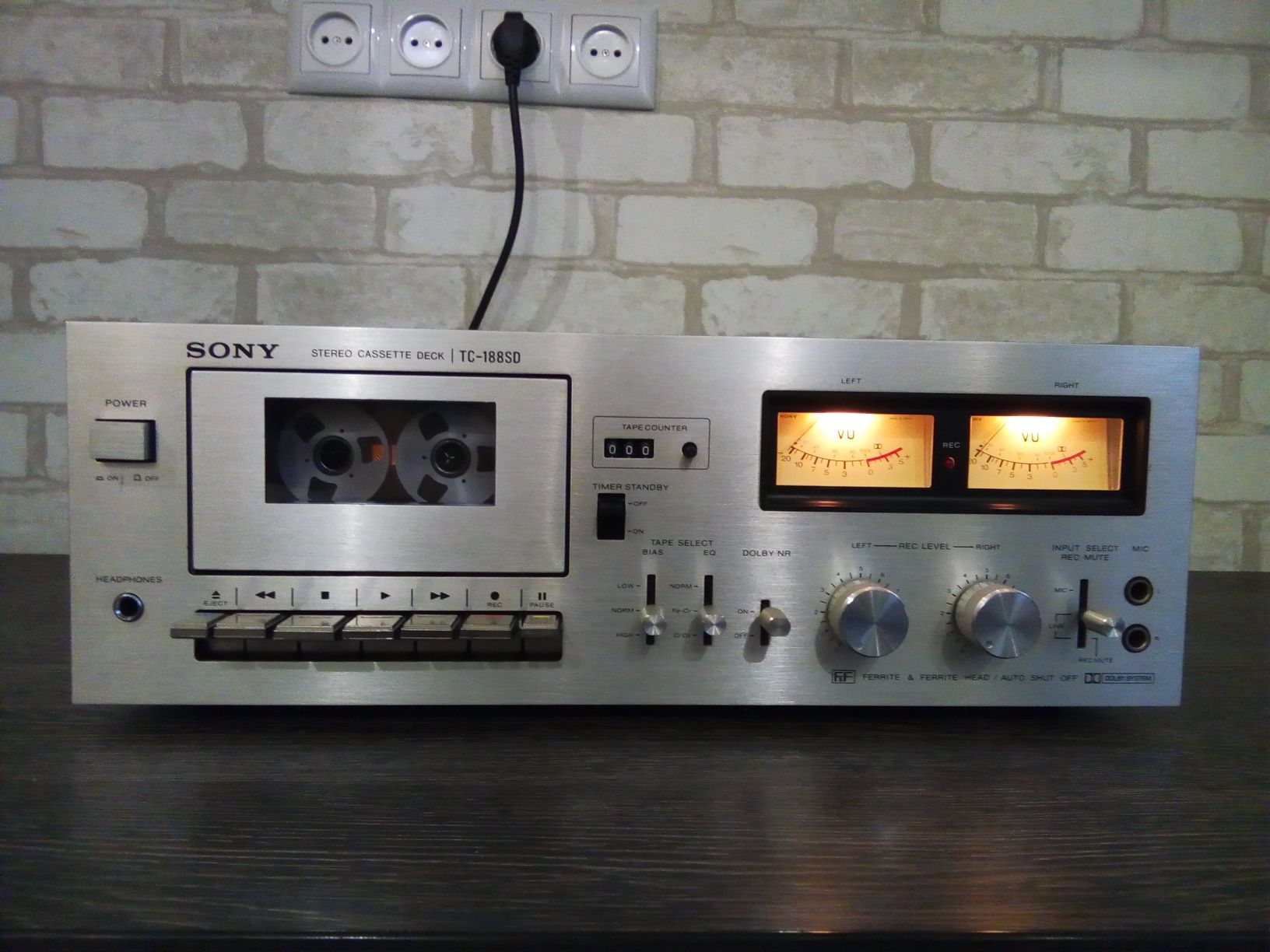 Sony TC-188SD Stereo Cassette Deck 1977-79
