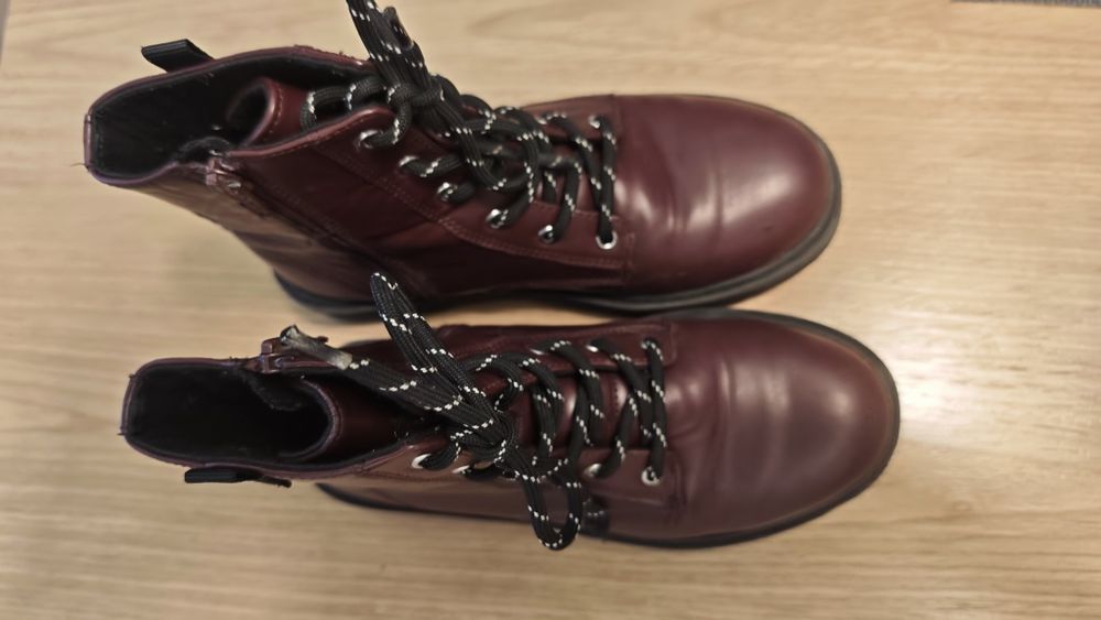 Buty skórzane Zara wysokie roz. 35