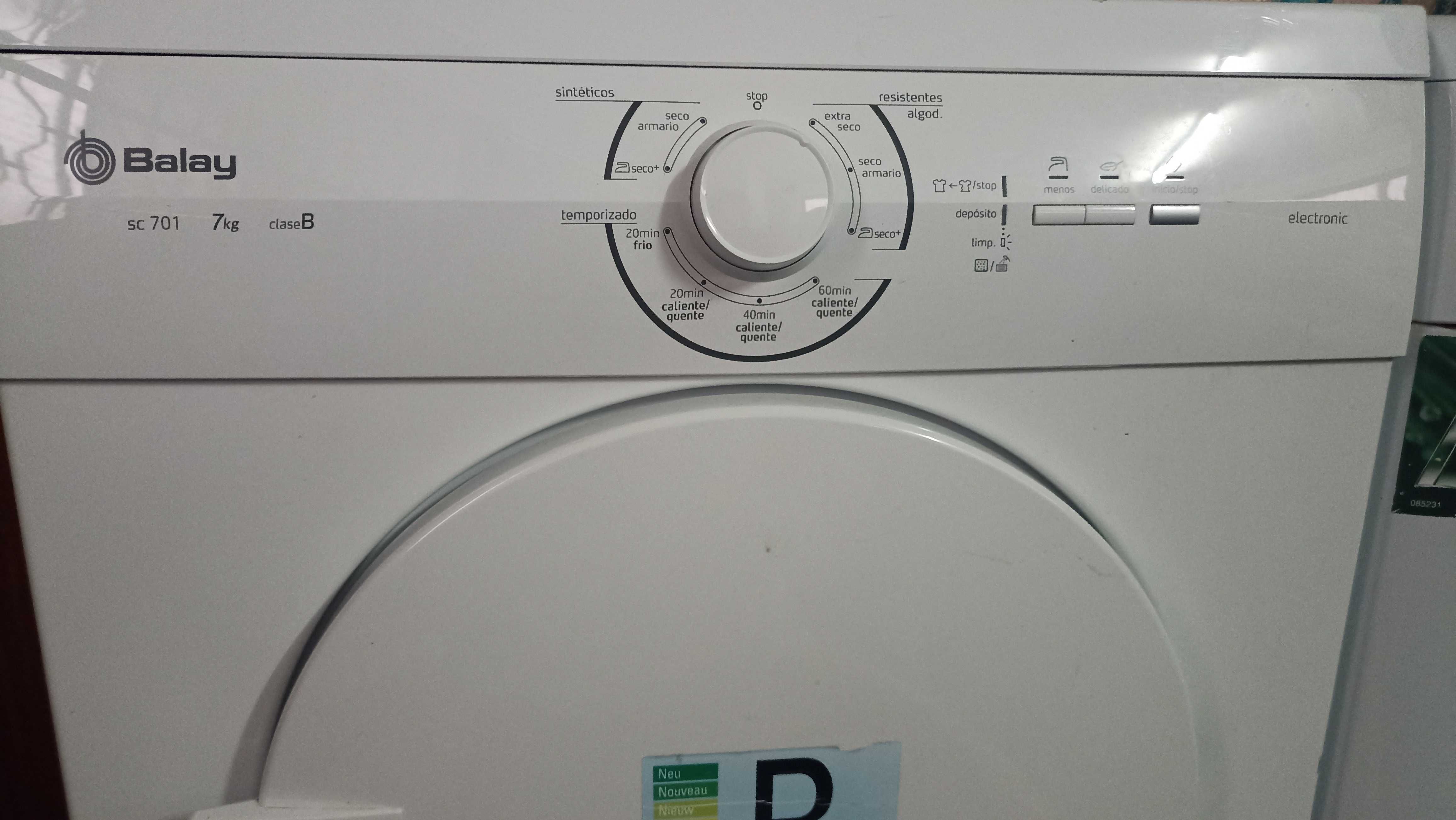 Máquina de secar roupa