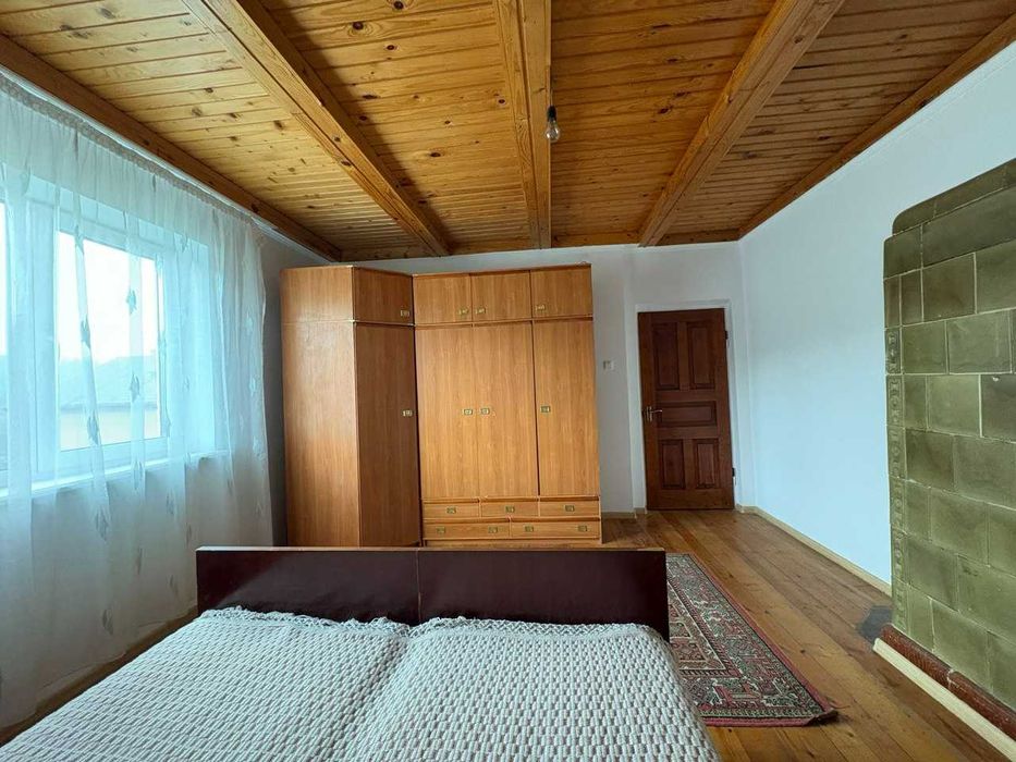 Продаж будинку з ремонтом та меблями в м.Золочів