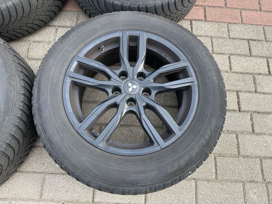 Koła Mitsubishi  215/65/17" Opony Zima FALKEN