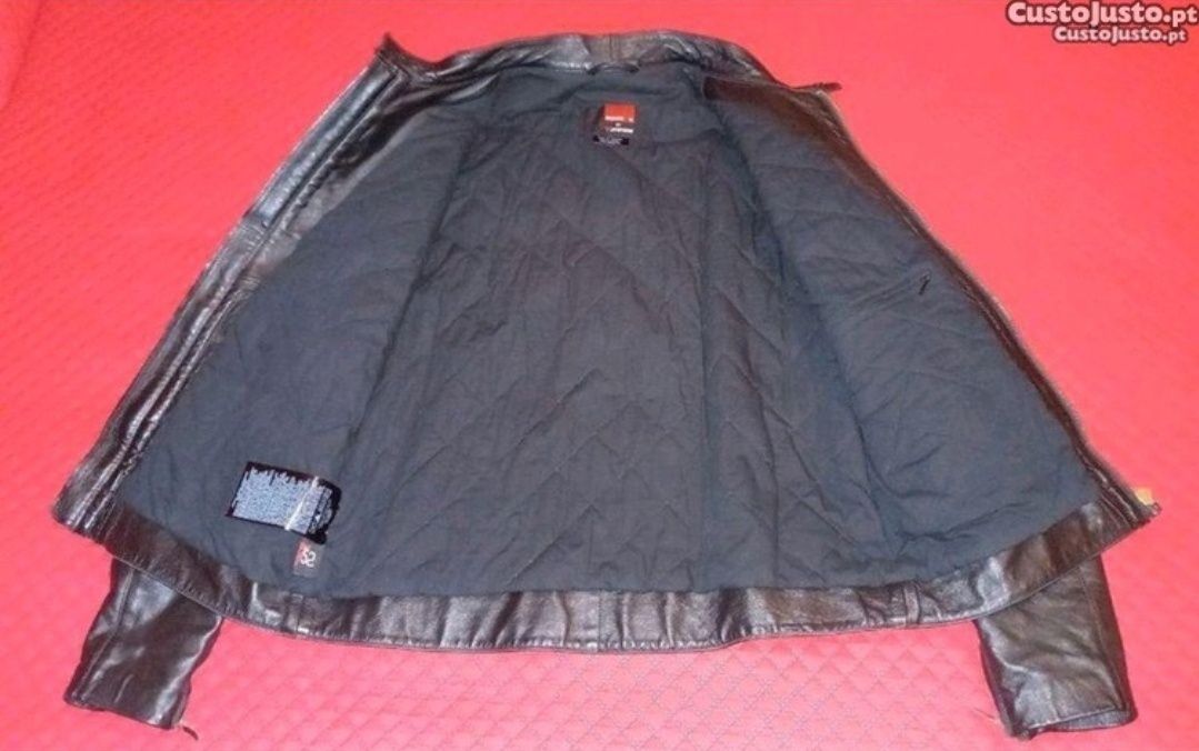 Antigo Casaco Pele Ducati (Dainese) de Coleção  (Edição Limitada) RARO