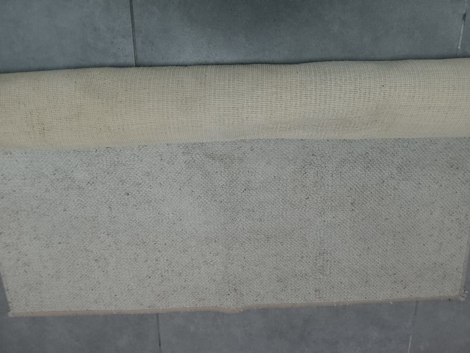 Sprzedam dywanik 150x105 cm.