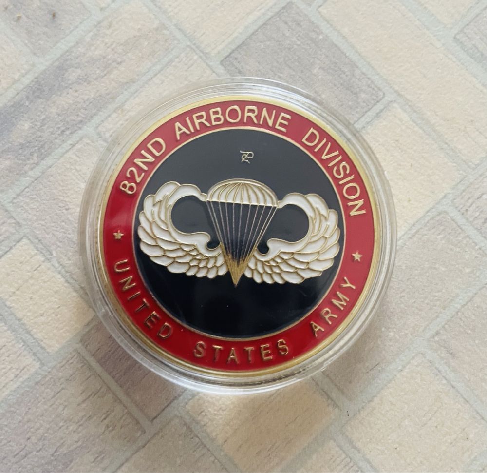 Монета Airborne Division