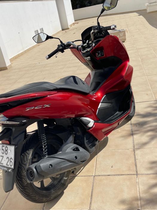 Pcx como nova em excelente estado