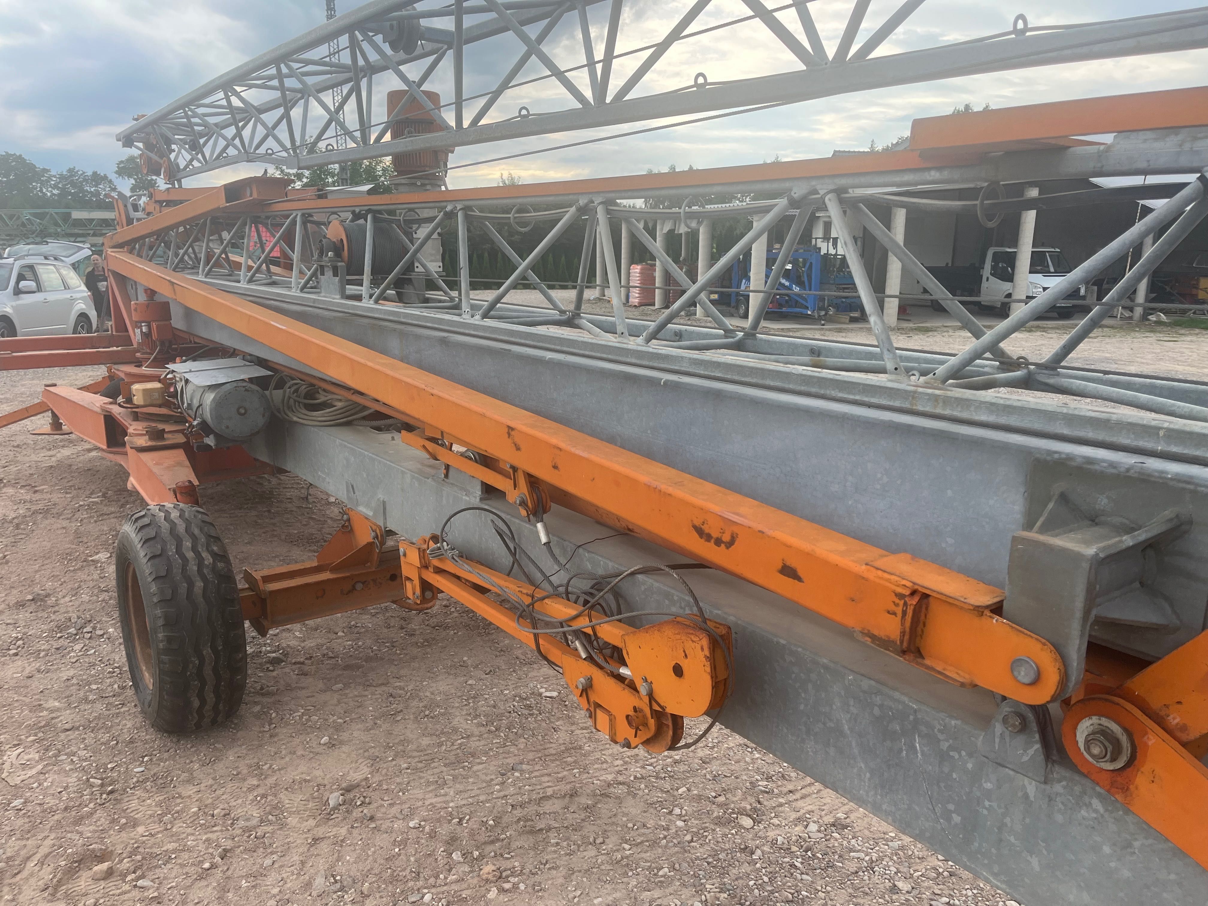 Żuraw budowlany Dzwig dekarski hydrauliczny szybkomontujacy