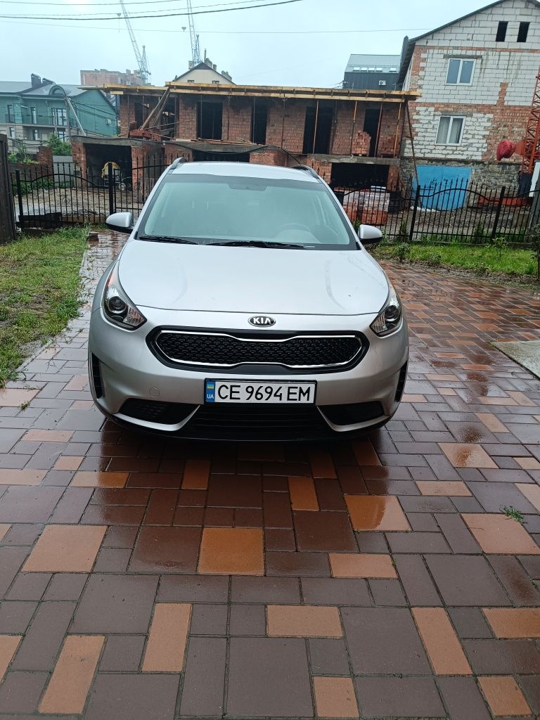 Kia Niro  2017  hybrid  business edition