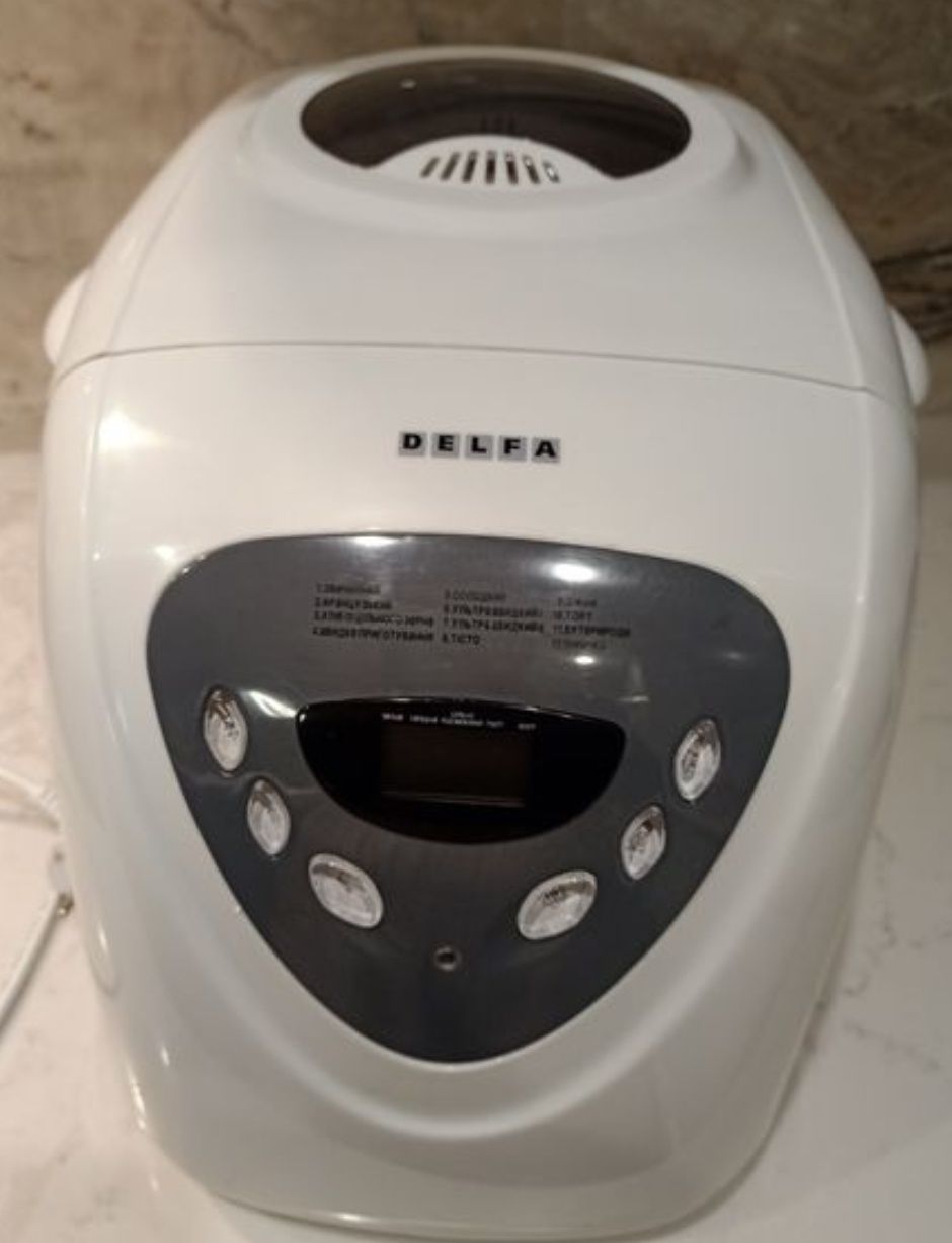 Хлібопіч DELFA DBM 938 Хлібопічка