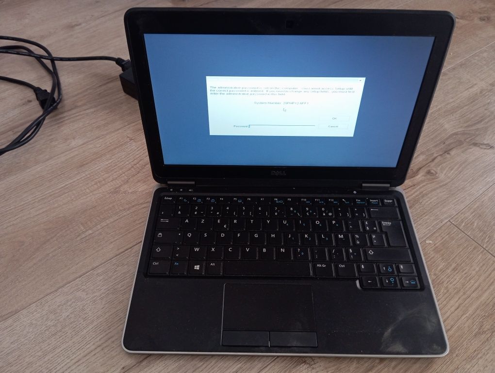 Laptop Dell latitude E7240 do naprawy albo na części