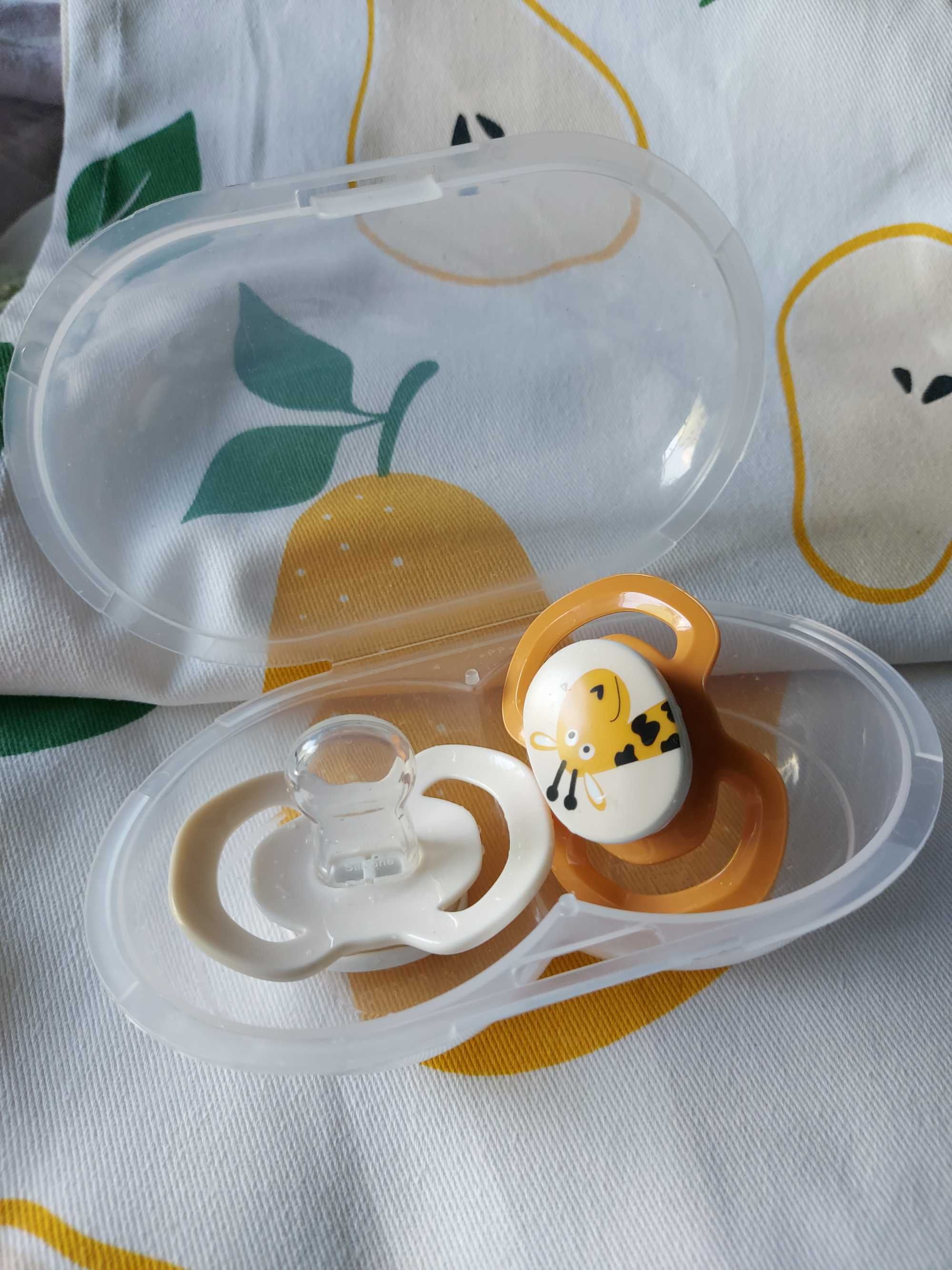 Smoczek Rossmann babydream symetryczny 0-3 beżowy neutralny