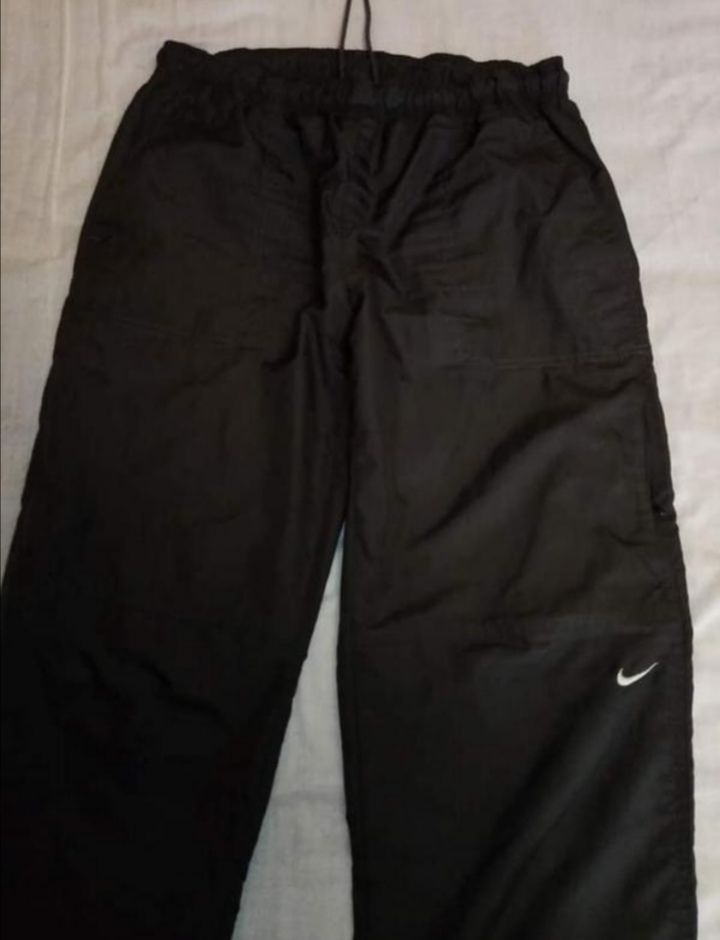 Спортивные штаны Nike