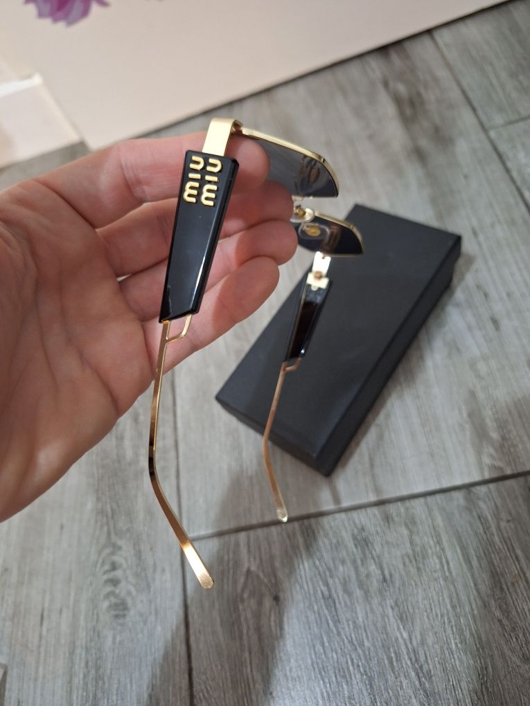 Miu miu  okulary przeciwsłoneczne