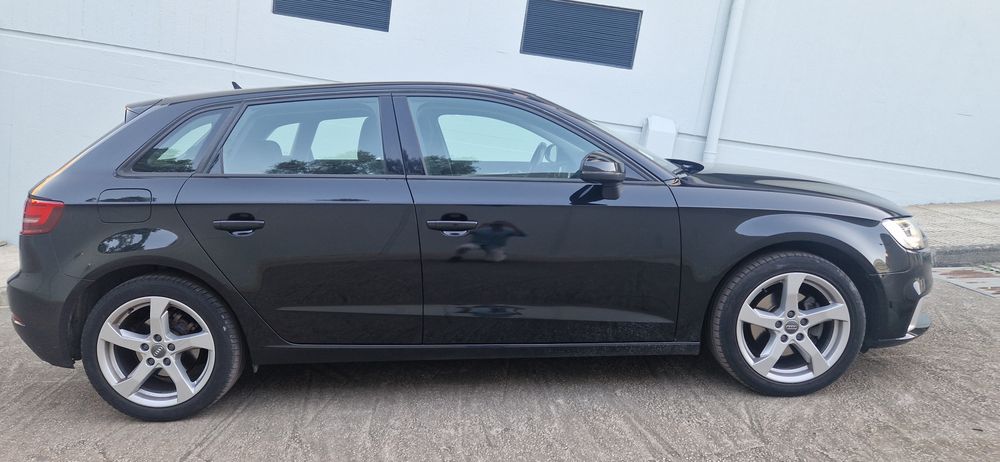 Audi A3 Sportback 1.6 tdi S Tronic