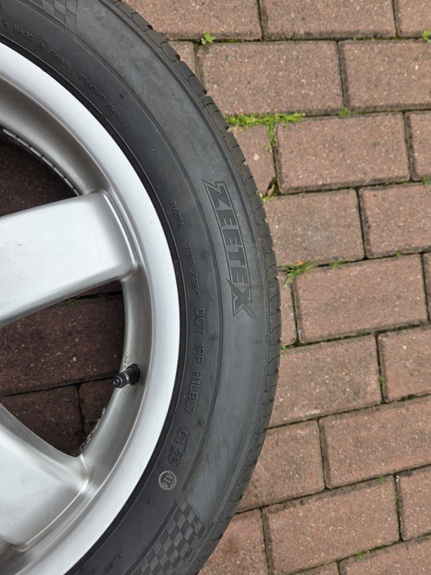 Felgi 16' 5x100 nowe opony 205/55r16, VW, Audi, skoda, Golf.