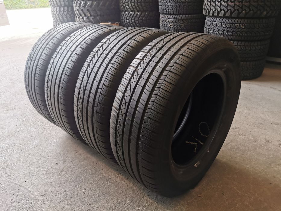 Komplet opon 255/60R17 106V Dunlop Grandtrak Touring A/S z 2017rok