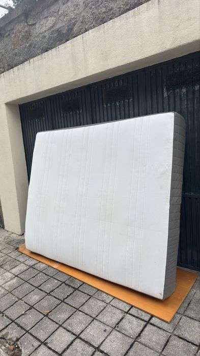 Colchão em espuma ikea Hovag 1,60 x 2,00 em muito bom estado
