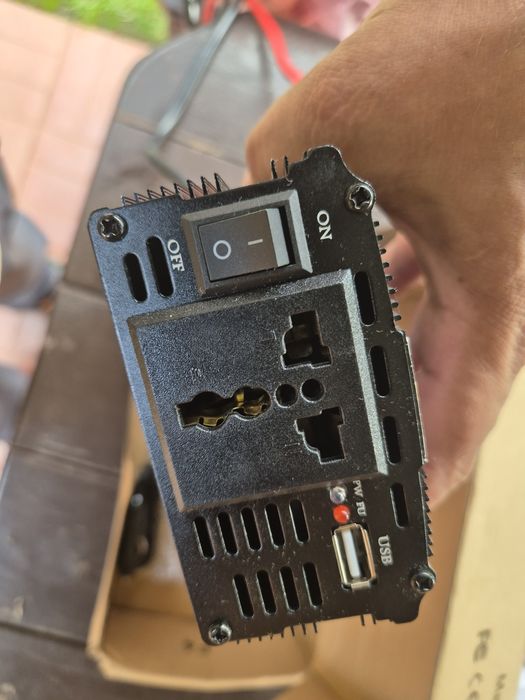 Продаю новий Інвертор 2000w