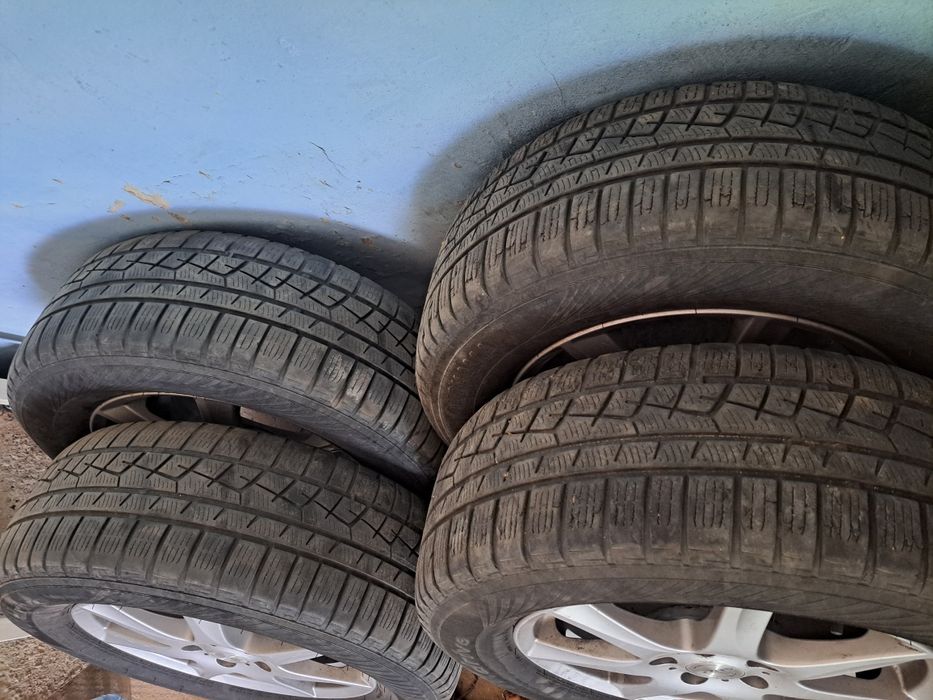 Машина FORD KUGA 2011