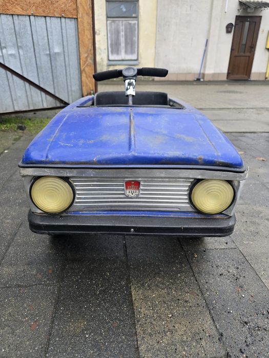 Azak moskvich autko PRL-u