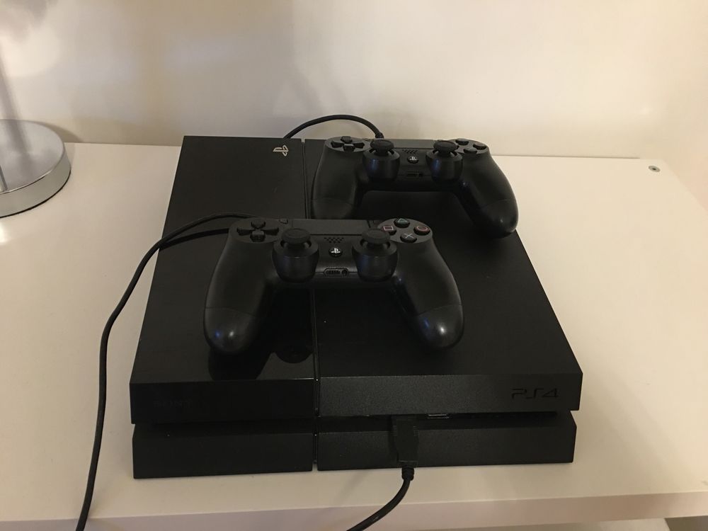 Konsola PlayStation 4 500GB