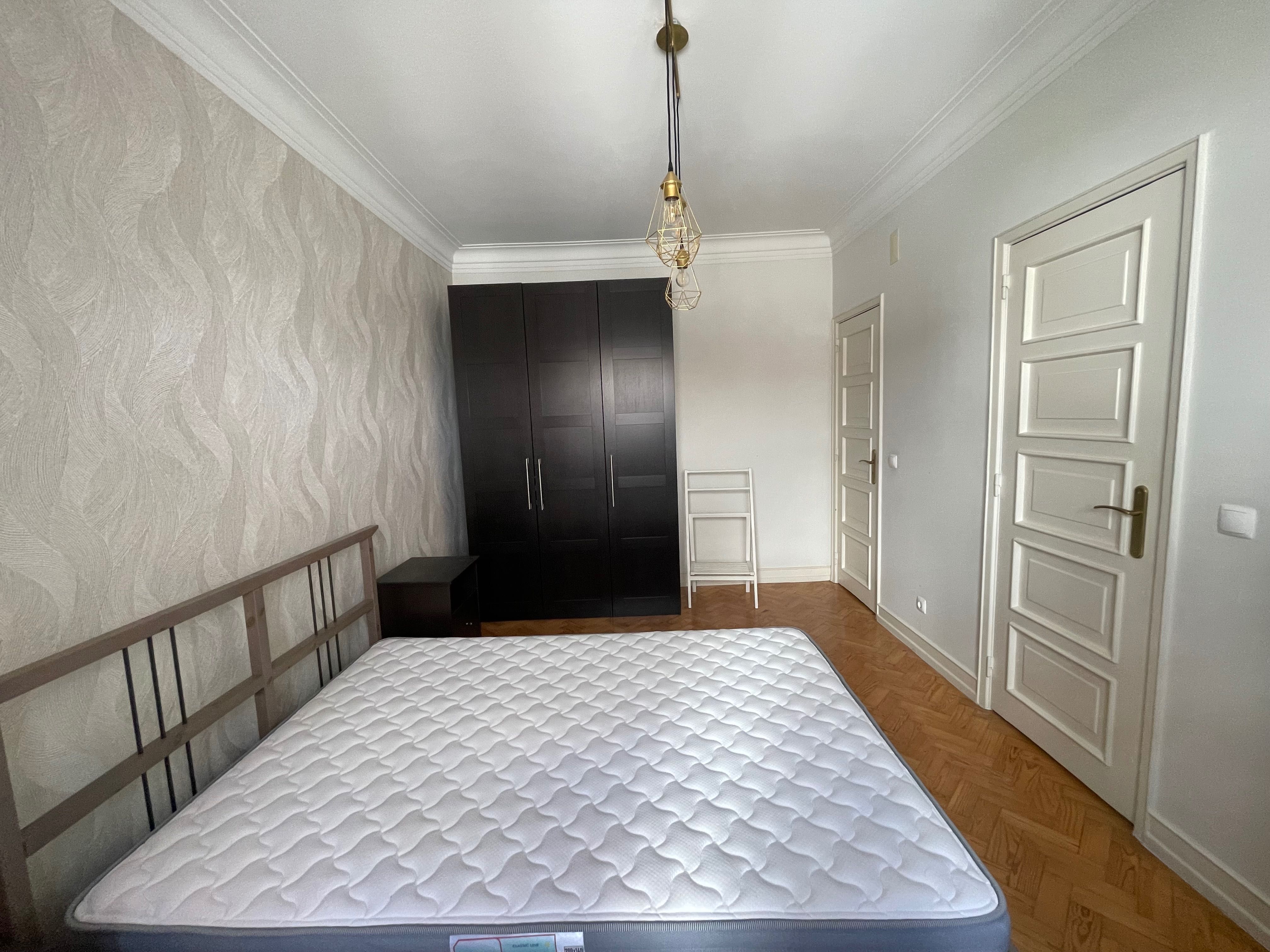 Apartamento T3 em Benfica