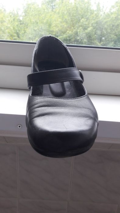 Туфлі   жіночі шкіряні    розмір 40