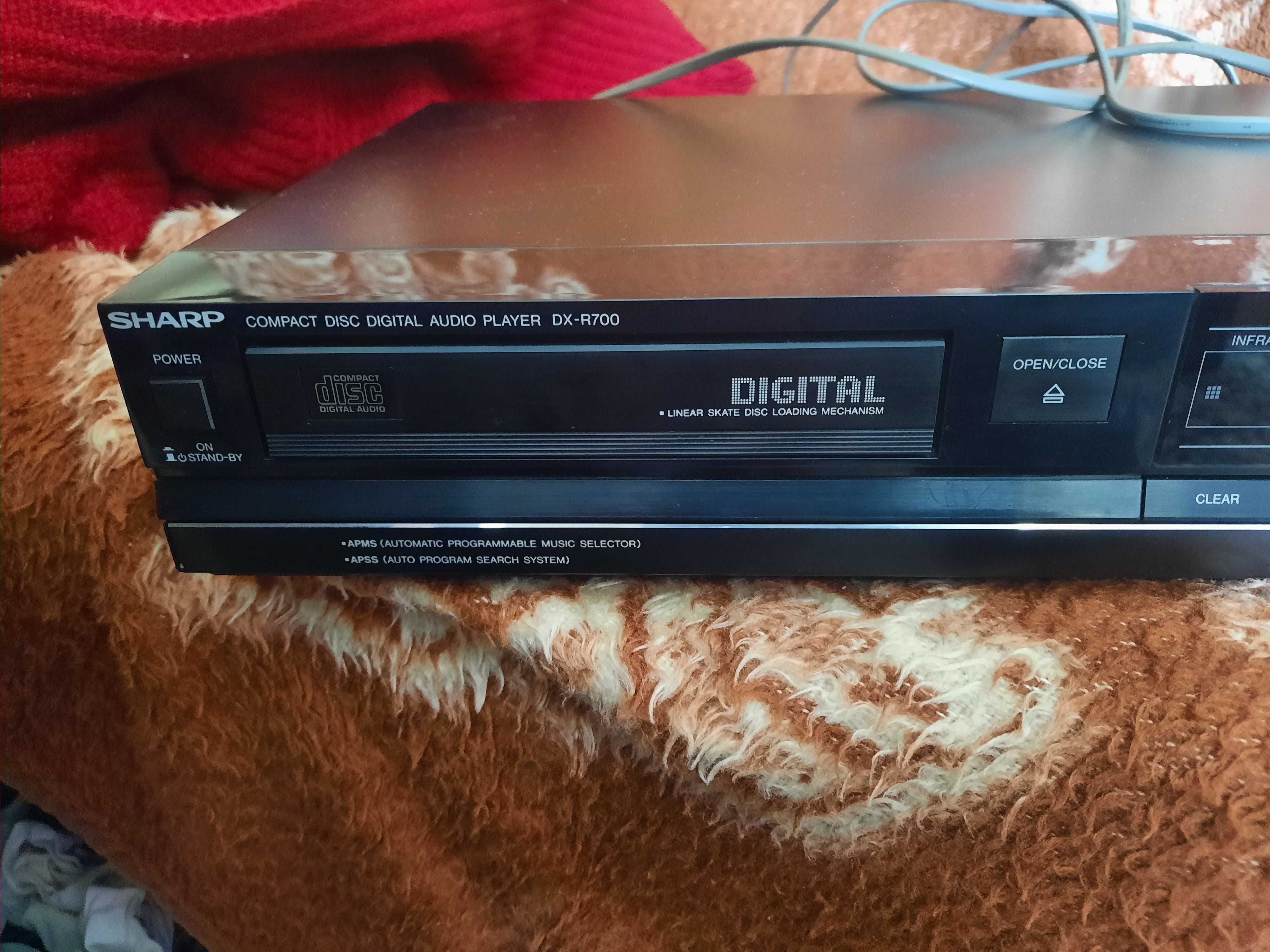 Sharp dx - r 700